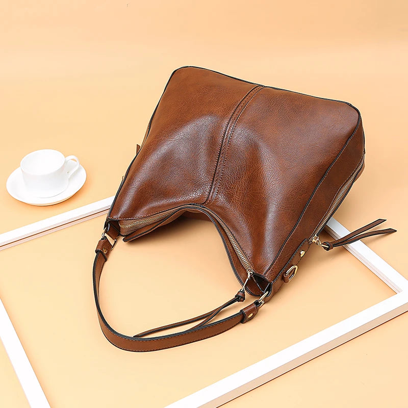 Vintage Hobo Leather Handbags