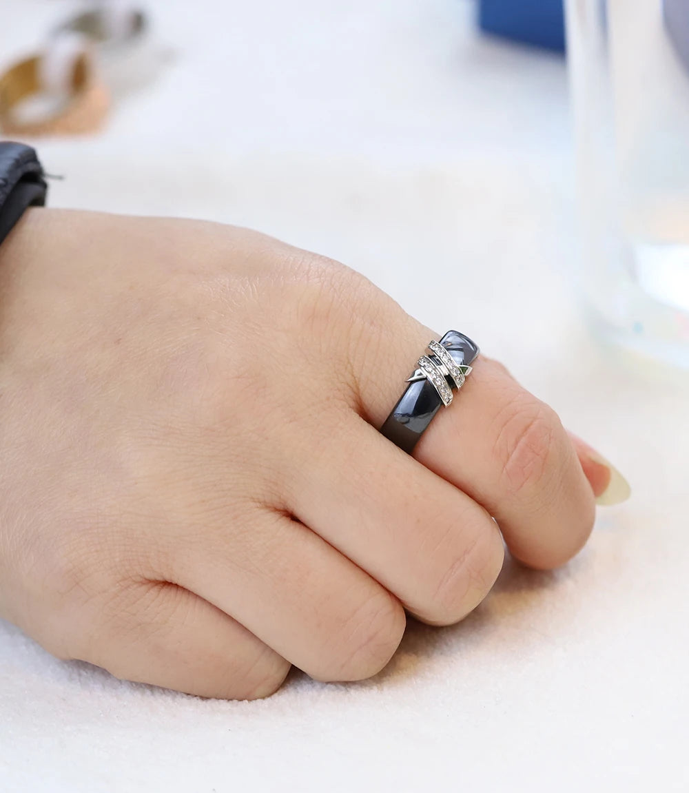 Black And White Crystal Zircon Ceramic Rings