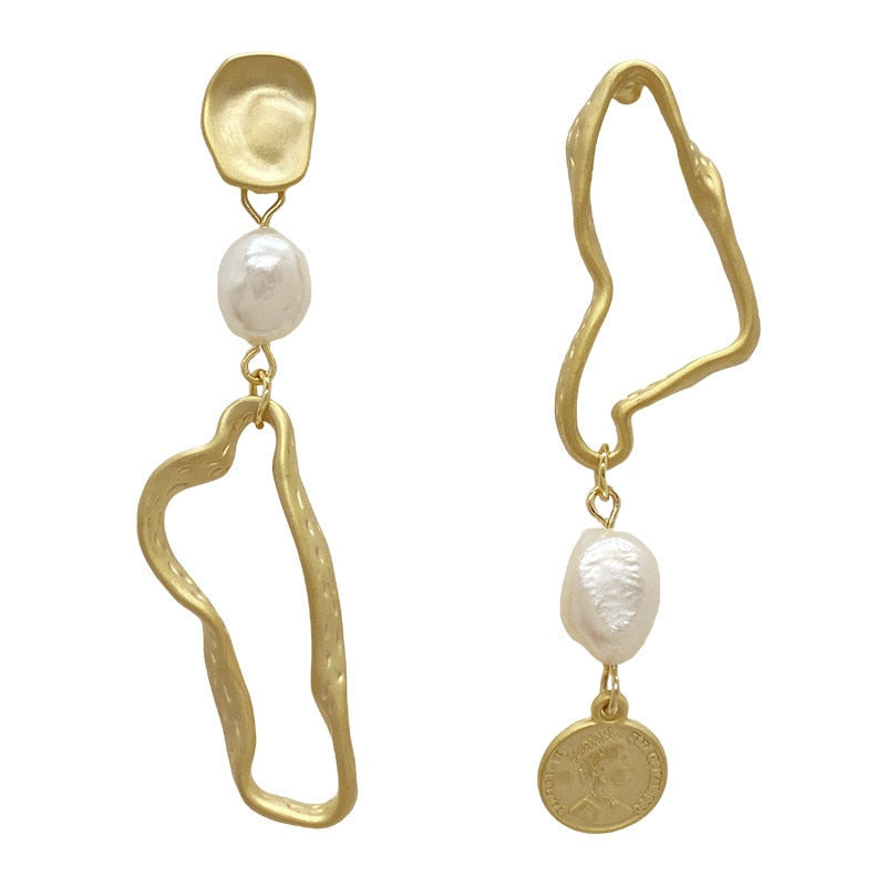 Baroque Pearl Earrings Retro Fashion